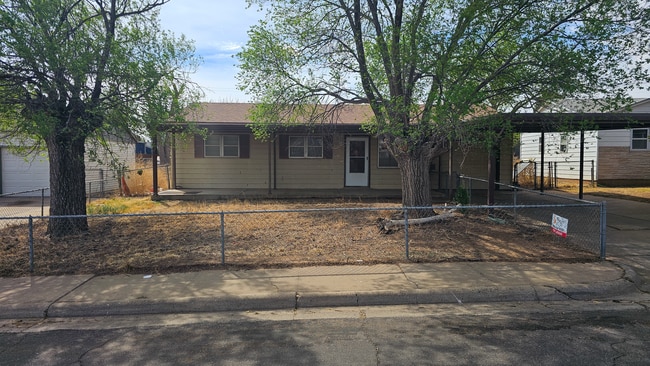 3806 Mesa Verde Dr in Amarillo, TX - Building Photo - Building Photo