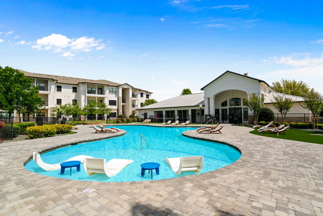 Chadwick Apartments in Roanoke, TX - Building Photo - Building Photo