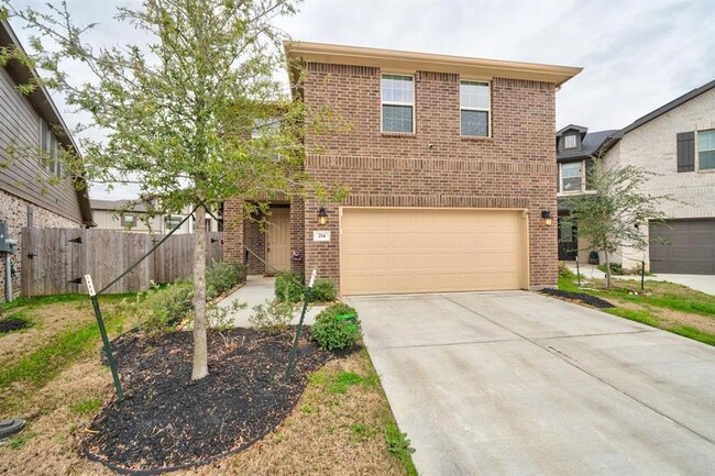 property at 214 Vlg Ter Ln