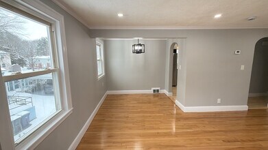 3 Mamelon Cir, Unit 2 in Boston, MA - Building Photo - Building Photo