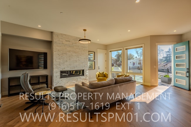 4014 Capitola Hills Ct in Fair Oaks, CA - Building Photo - Building Photo