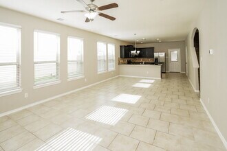 9102 Sweet Blue Jasmine Ln in Humble, TX - Building Photo - Building Photo