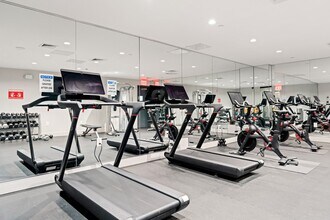 49 E 34th St in New York, NY - Building Photo - Building Photo