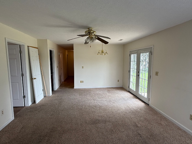 746 Palmetto Loop in Glendale, KY - Building Photo - Building Photo