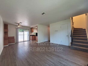 2140 Woolner Ave in Fairfield, CA - Building Photo - Building Photo