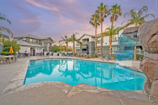 Fleetwood in Las Vegas, NV - Building Photo - Building Photo