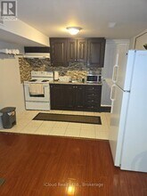 1659 Summergrove Crescent in Mississauga, ON - Building Photo - Building Photo