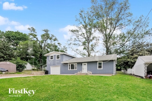 property at 2 Valley Rd