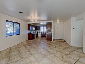 7508 S 37th Ln in Phoenix, AZ - Building Photo - Building Photo