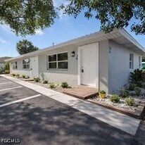 706 Karlov St in Ft. Myers, FL - Building Photo