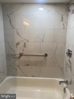 201 Hunter Ct in Evesham, NJ - Building Photo - Building Photo