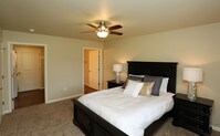 CRANBERRY CREEK APARTMENTS photo'