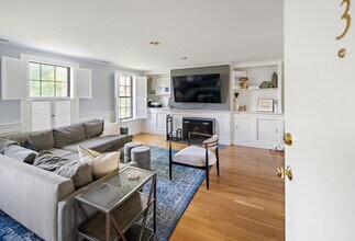 1 Devens St in Boston, MA - Building Photo - Building Photo