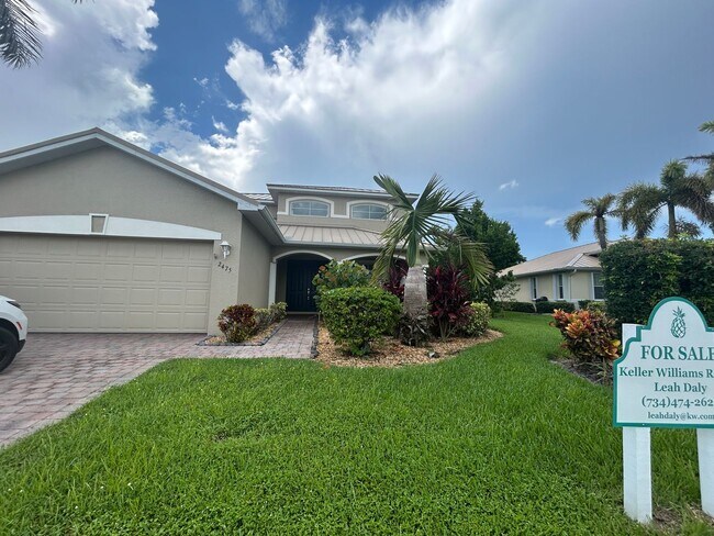 property at 2475 Ashbury Cir