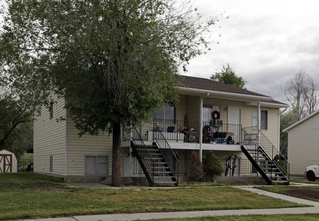 Hidden Oaks III in West Valley, UT - Building Photo - Building Photo