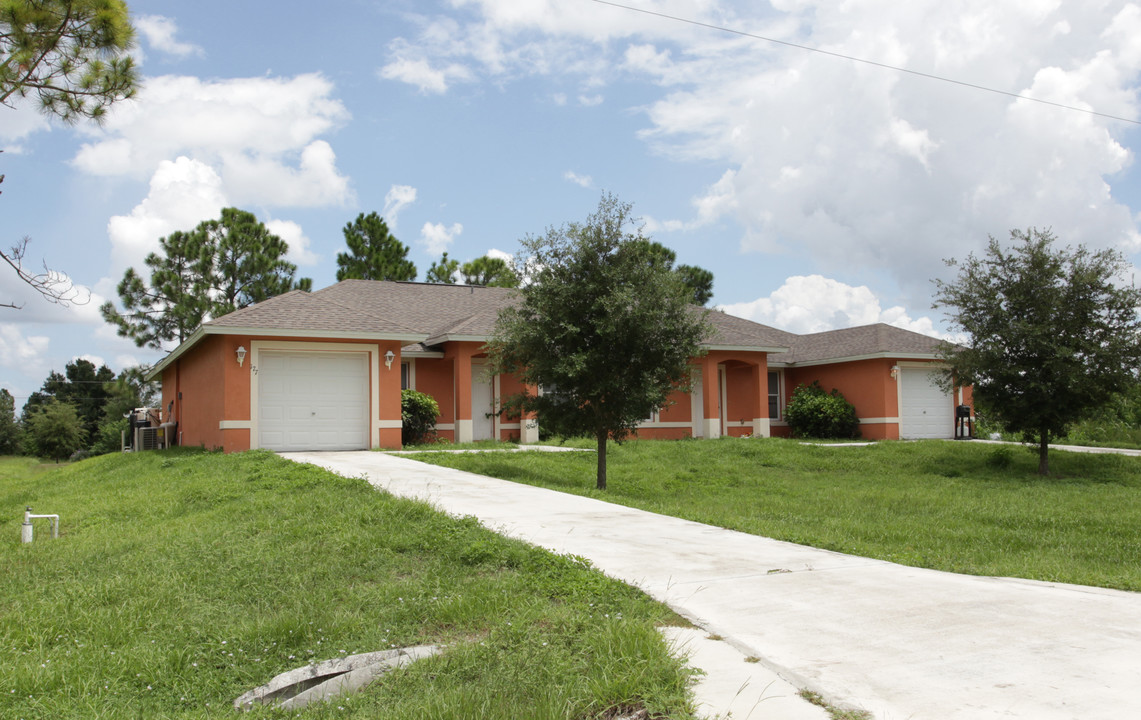 177 Meadow Rd in Lehigh Acres, FL - Building Photo