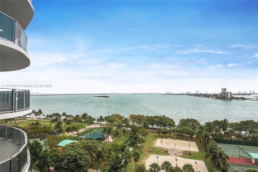 1756 N Bayshore Dr, Unit 12B in Miami, FL - Building Photo