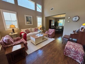 25659 Hood Way in Stevenson Ranch, CA - Building Photo - Building Photo