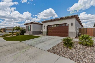 2298 E Isaiah Ave in Gilbert, AZ - Building Photo - Building Photo