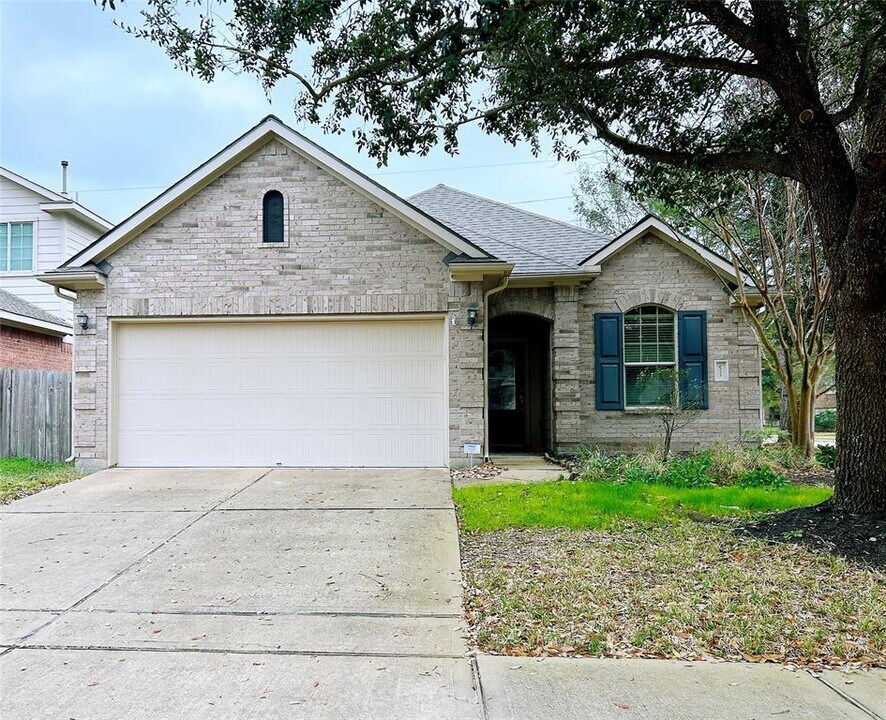 6111 Starbrook Creek Dr in Katy, TX - Foto de edificio
