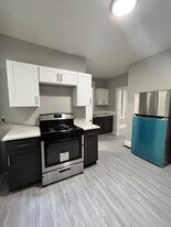 77 2nd St, Unit 1 in Newark, NJ - Building Photo
