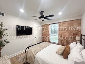 112 W Knox St in Ennis, TX - Building Photo - Building Photo