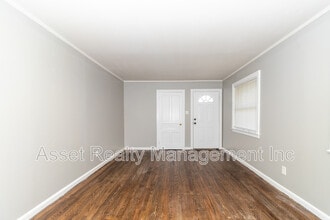 4802 Inskip Rd in Knoxville, TN - Building Photo - Building Photo