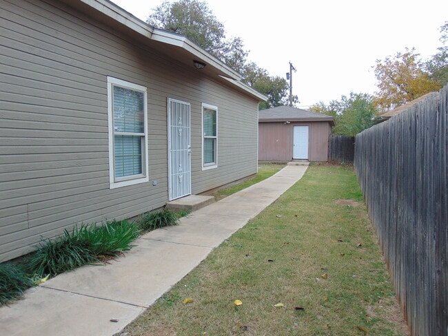 1712 23rd St in Lubbock, TX - Building Photo - Building Photo