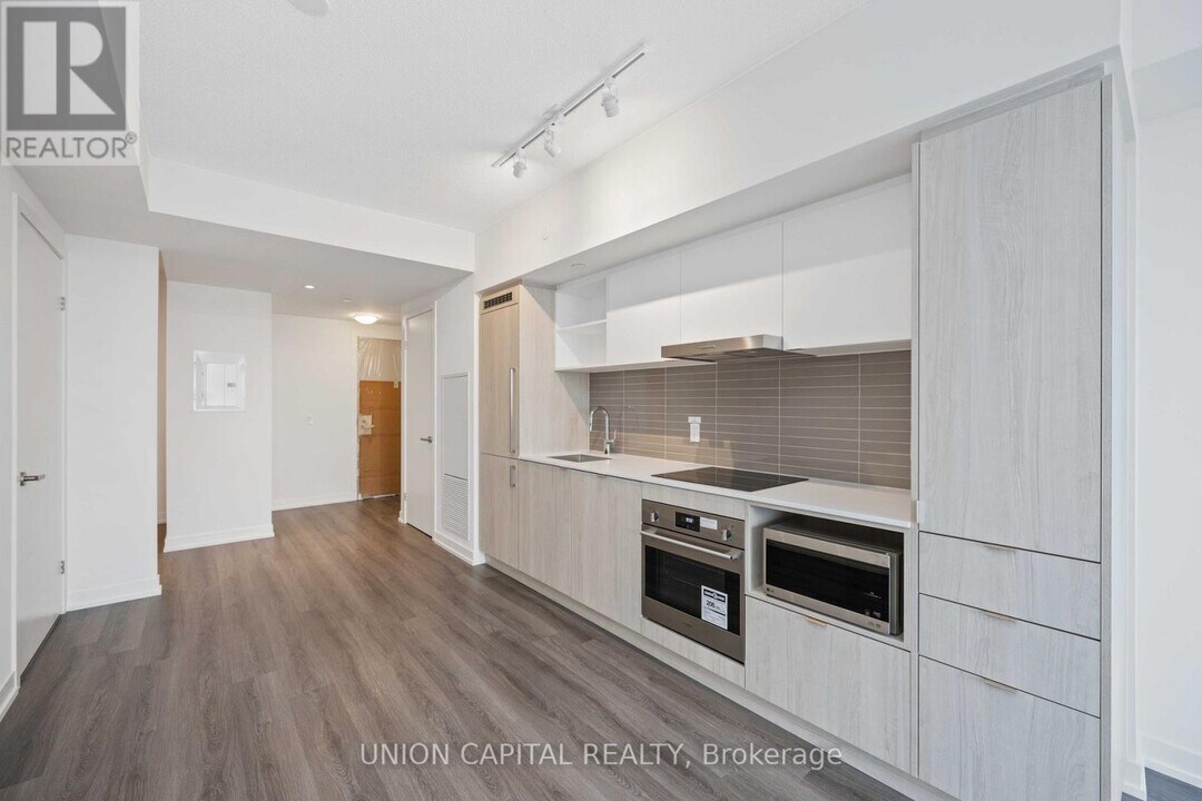 138-4138 Downes St in Toronto, ON - Building Photo