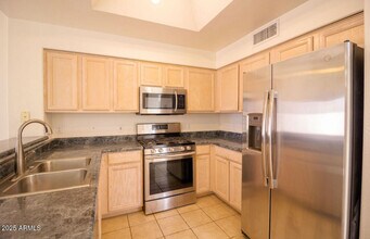 4925 W Wahalla Ln in Glendale, AZ - Building Photo - Building Photo