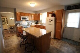 16870 Lakewood Dr in Newburg, MO - Building Photo - Building Photo