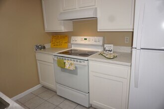 8349 Pineverde Ln in Jacksonville, FL - Building Photo - Building Photo