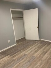 212 Preston Ave, Unit 212 in Fayetteville, NC - Foto de edificio - Building Photo