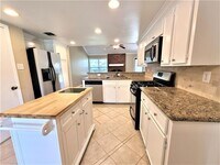 13859 Foxford Way photo'