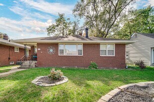 7139 Forest Ave in Gary, IN - Building Photo