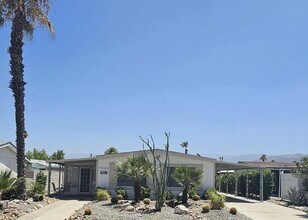 73185 Palm Greens Pkwy in Palm Desert, CA - Building Photo - Building Photo