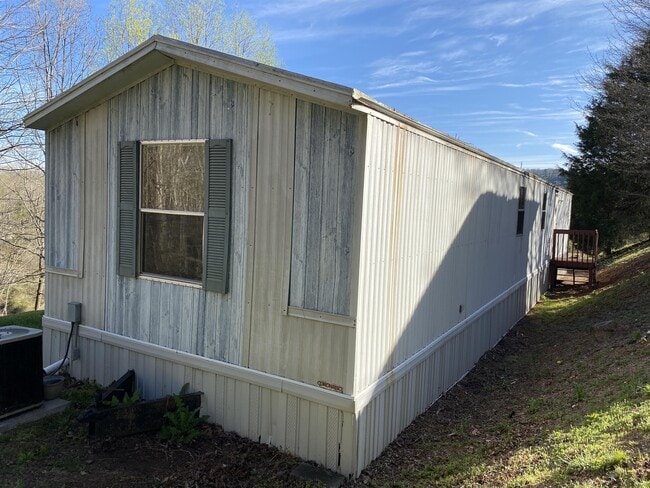 41 Windy Hill Rd in Asheville, NC - Building Photo - Building Photo