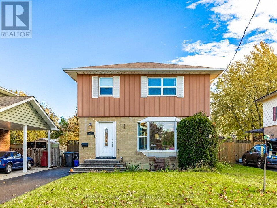 117 Eldomar Ave in Brampton, ON - Building Photo