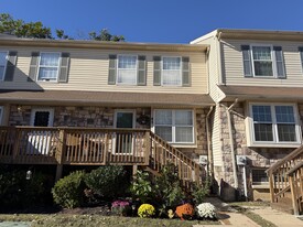 7925 Ridge Ave, Unit 45 in Philadelphia, PA - Building Photo