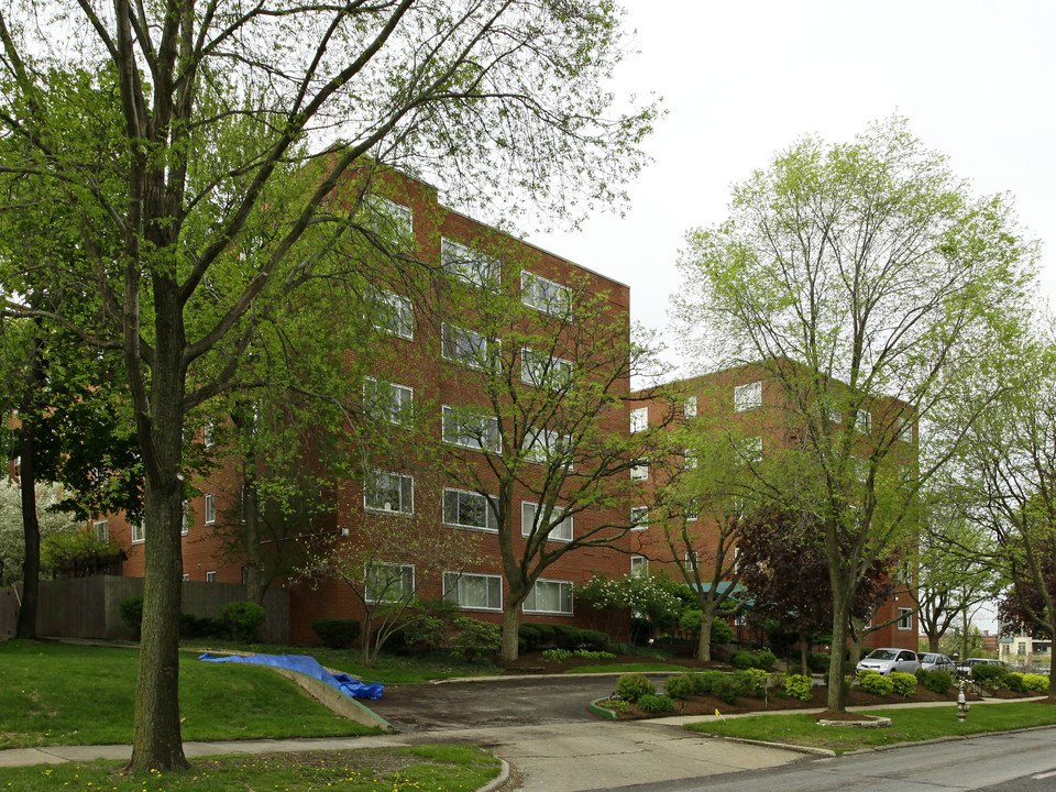 Greenbriar in Cleveland, OH - Foto de edificio