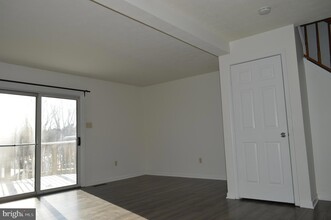 890 Gaming Square, Unit 4906 in Hampstead, MD - Building Photo - Building Photo