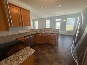 2211 Talon Dr in Greensboro, NC - Building Photo - Building Photo