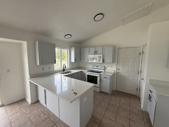 81 Wagoneer Rd in Saratoga Springs, UT - Building Photo - Building Photo