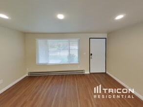 13705 62nd Dr SE in Everett, WA - Building Photo - Building Photo