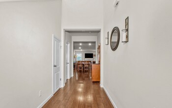 3358 Nova St NE in Lacey, WA - Building Photo - Building Photo