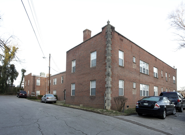 Kingston Manor in Knoxville, TN - Foto de edificio - Building Photo