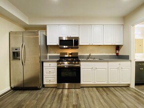4058 Garden Ave in Los Angeles, CA - Building Photo - Building Photo