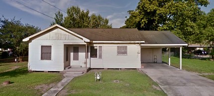 311 E Cedar St in Lafayette, LA - Building Photo - Building Photo