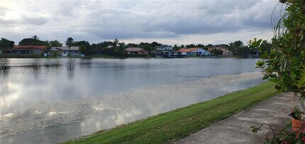 6702 SW 152nd Pl in Miami, FL - Building Photo - Building Photo