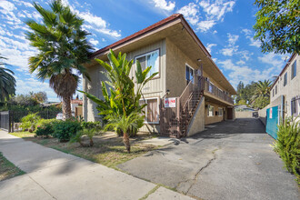 14607 Gilmore St in Van Nuys, CA - Building Photo - Primary Photo